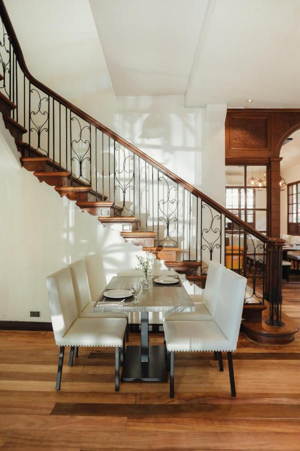 The Bourke Hotel Davao Екстер'єр фото