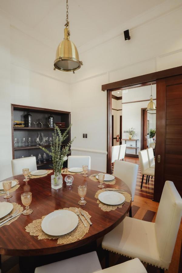 The Bourke Hotel Davao Екстер'єр фото